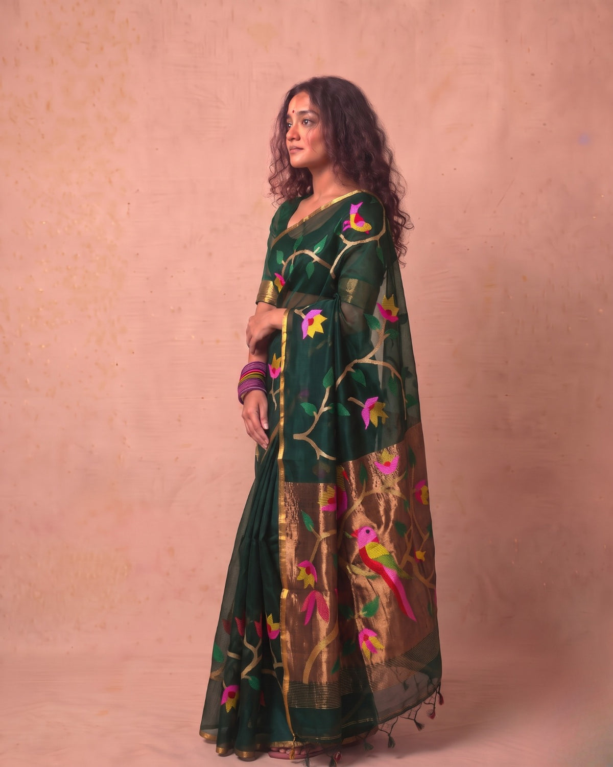 Bottle green Resham Silk Handloom Saree with Multi-Color Vine Weave