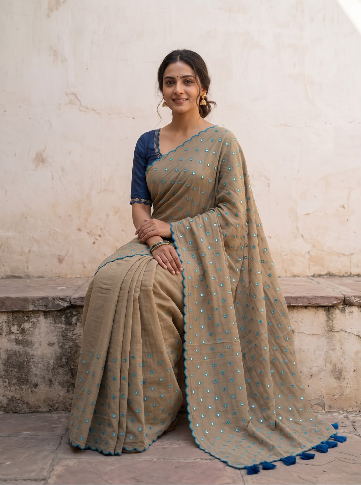 Grey scallop Border Mirror Work Saree