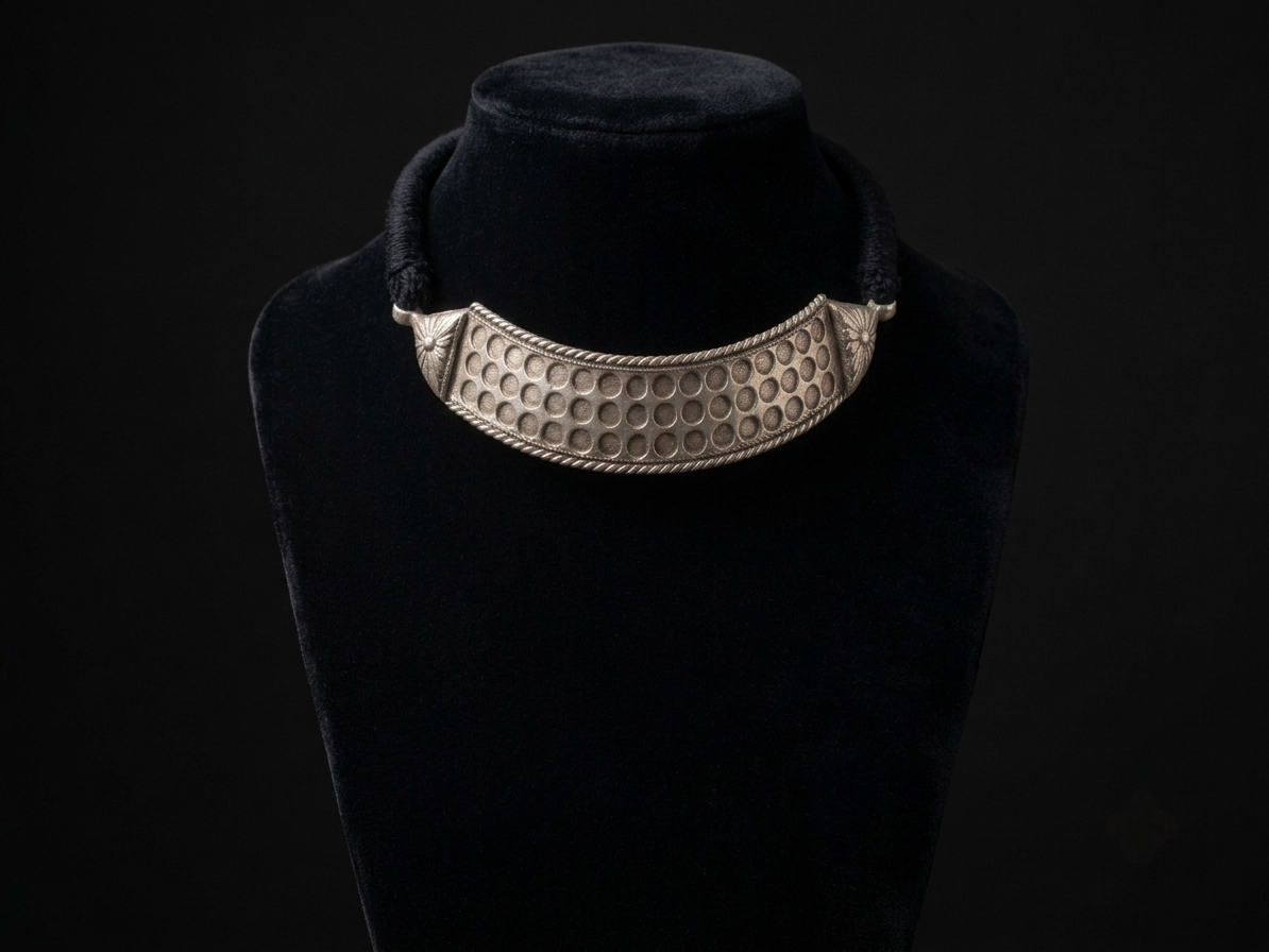 Silver polish premium choker