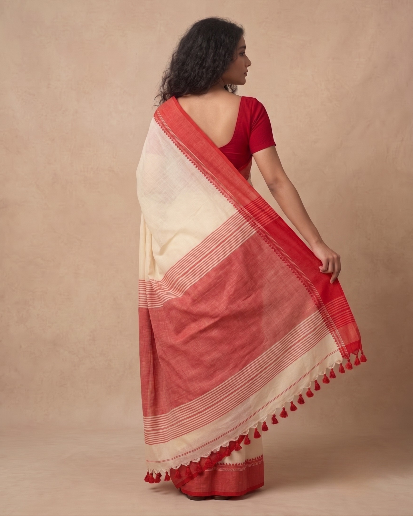 Red border white mul cotton saree