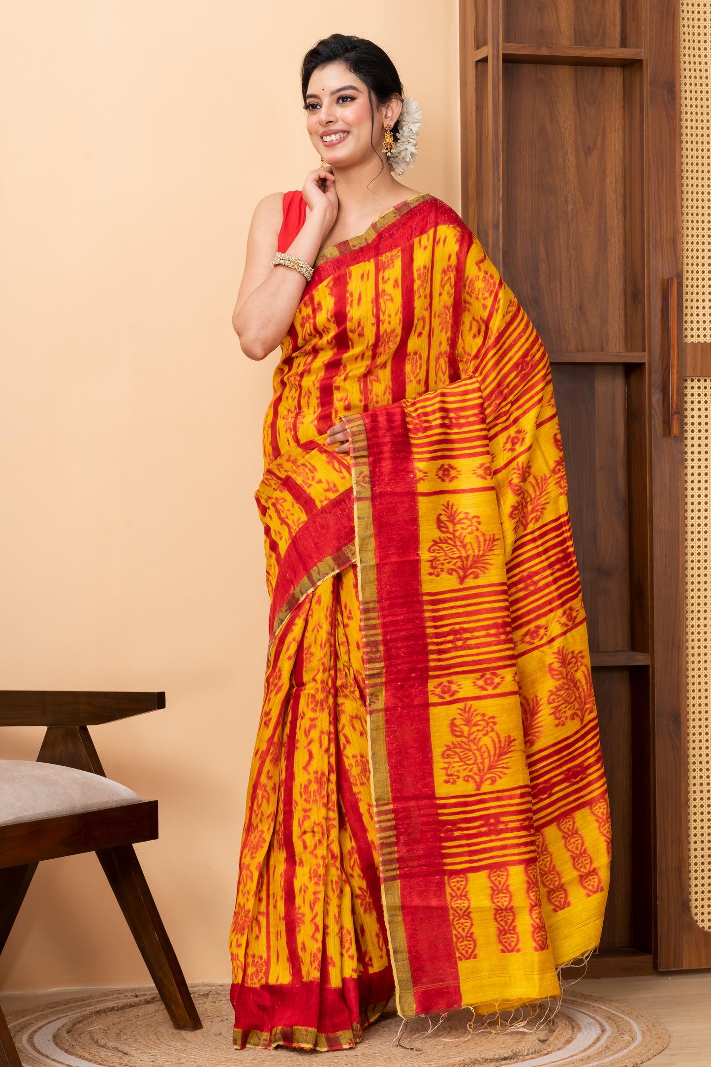 Red n yellow tie dye matka saree