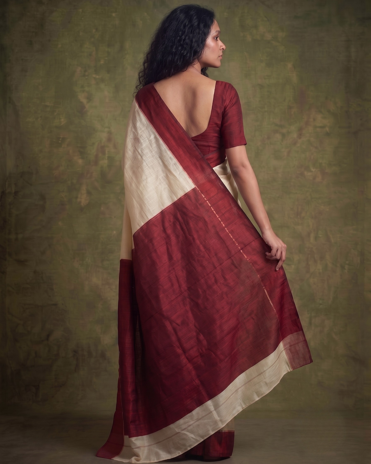 Red and White Gorod Silk Saree