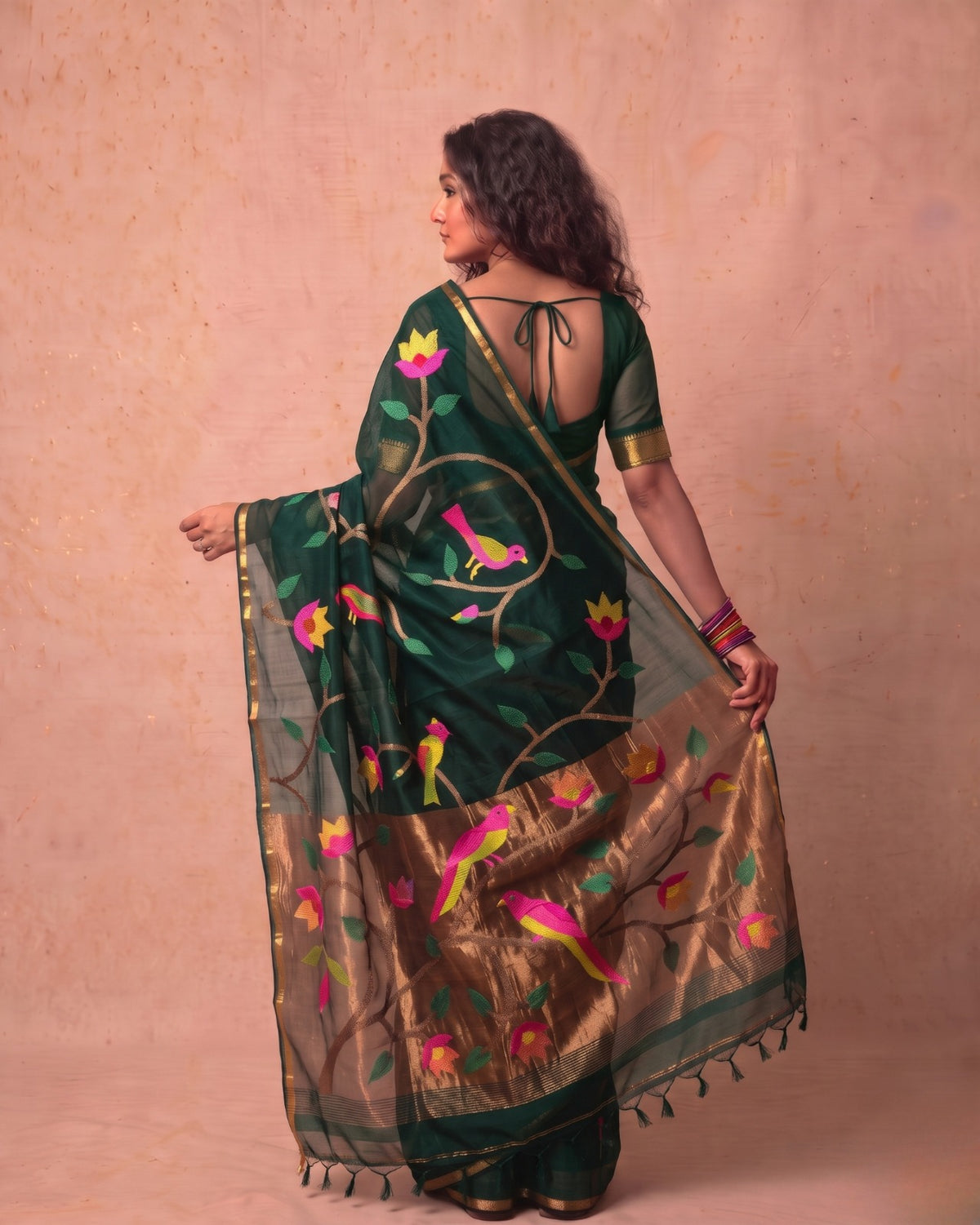 Bottle green Resham Silk Handloom Saree with Multi-Color Vine Weave