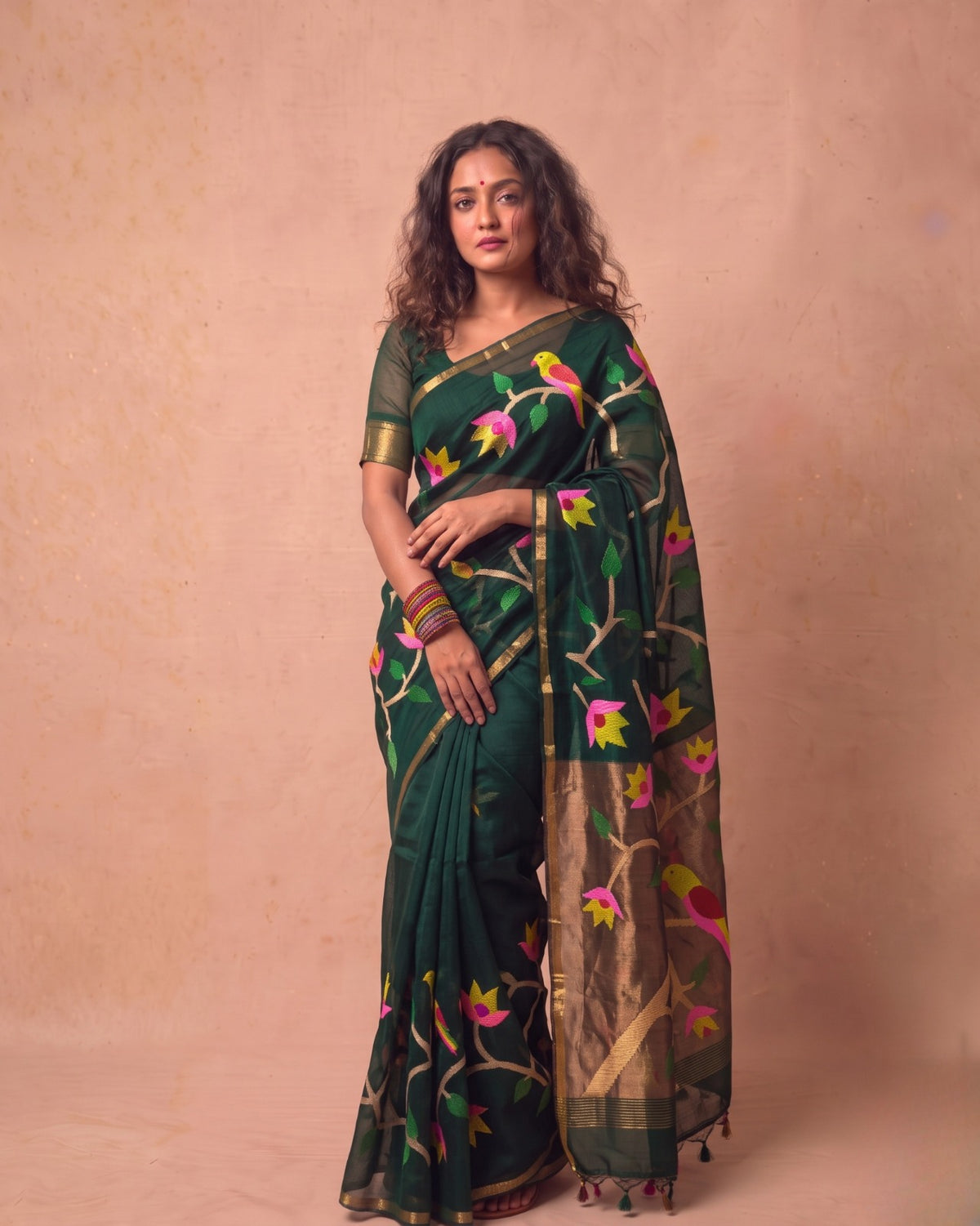 Bottle green Resham Silk Handloom Saree with Multi-Color Vine Weave