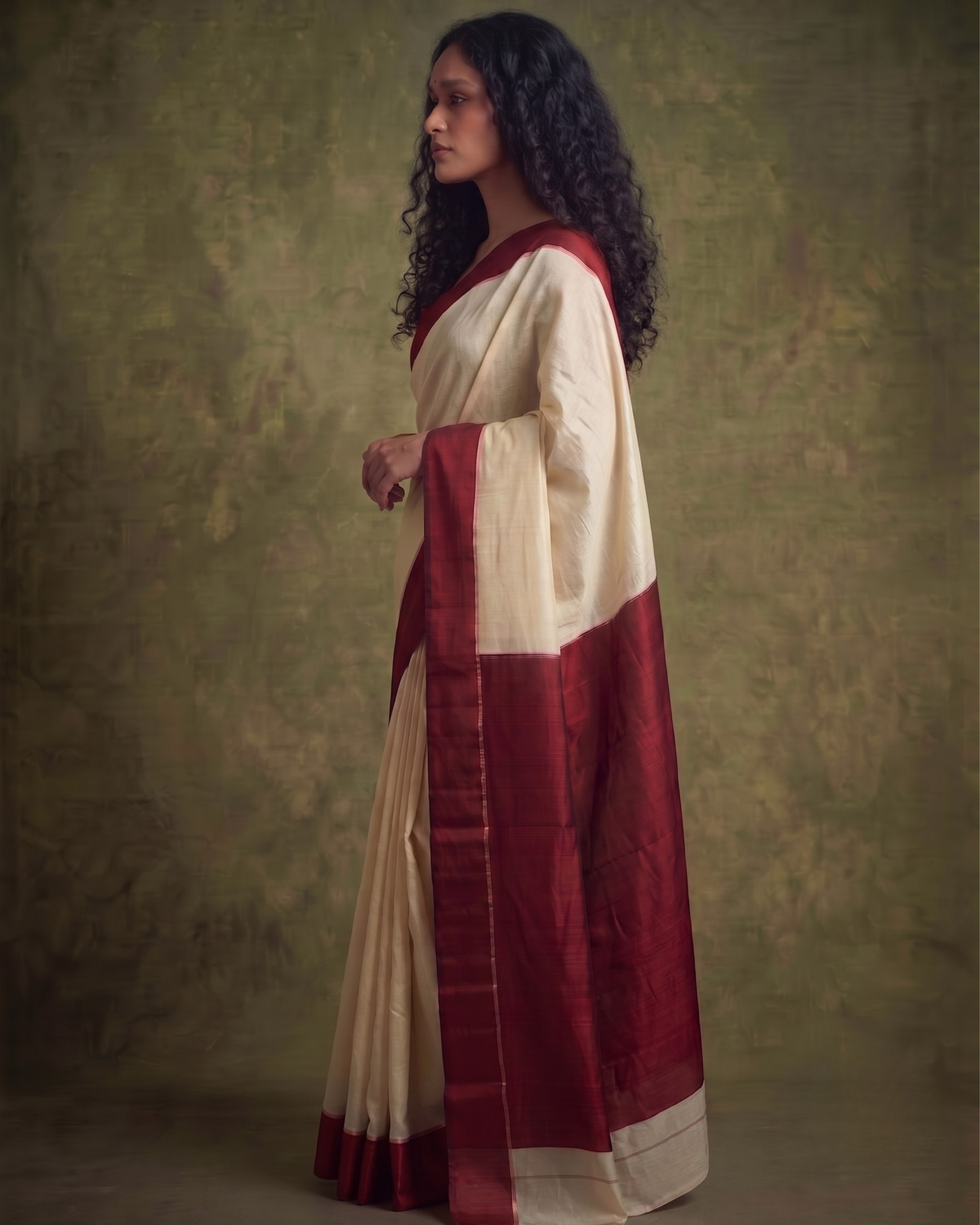 Red and White Gorod Silk Saree