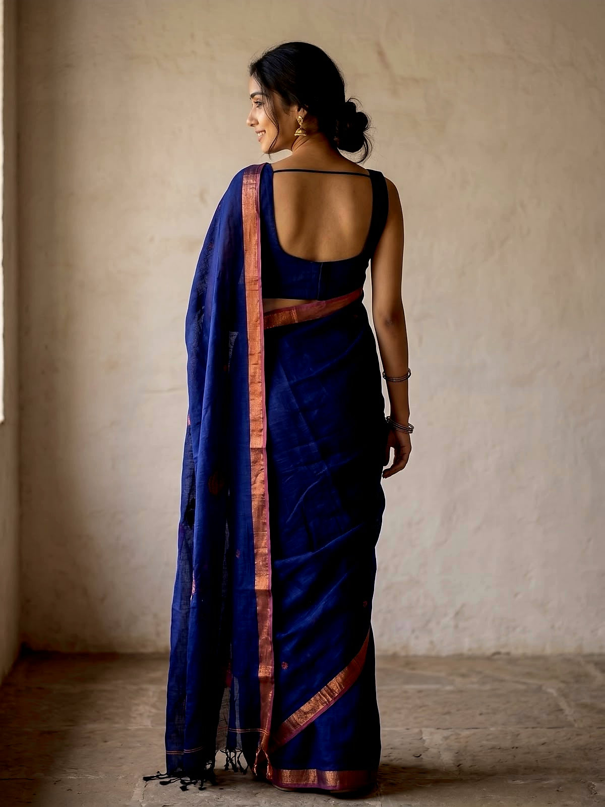 Royal Blue Pure Linen Jamdani Saree with Woven Motifs