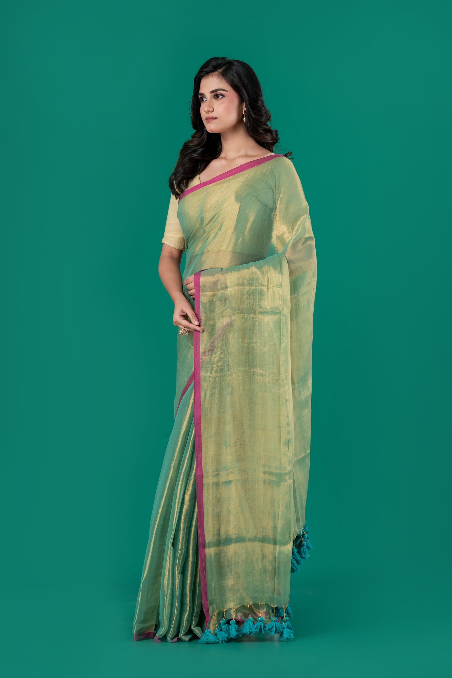 Green dual tone shimmer tissue cotton saree