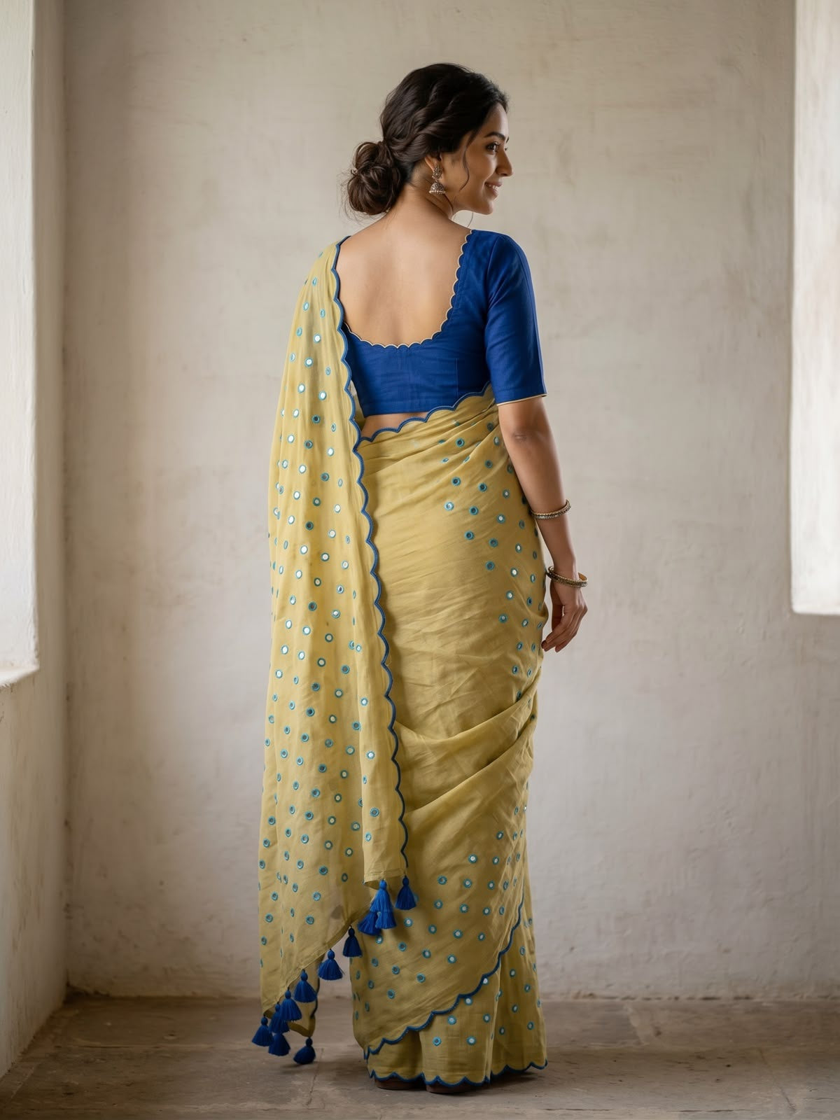 Mehendi green scallop Border Mirror Work Saree