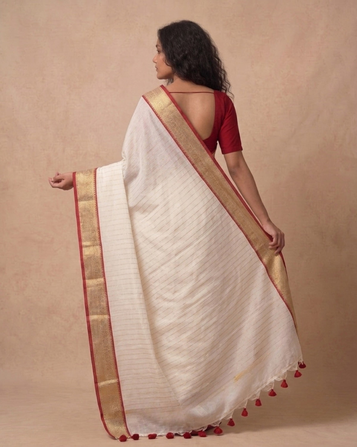White striped naksha border mul cotton saree