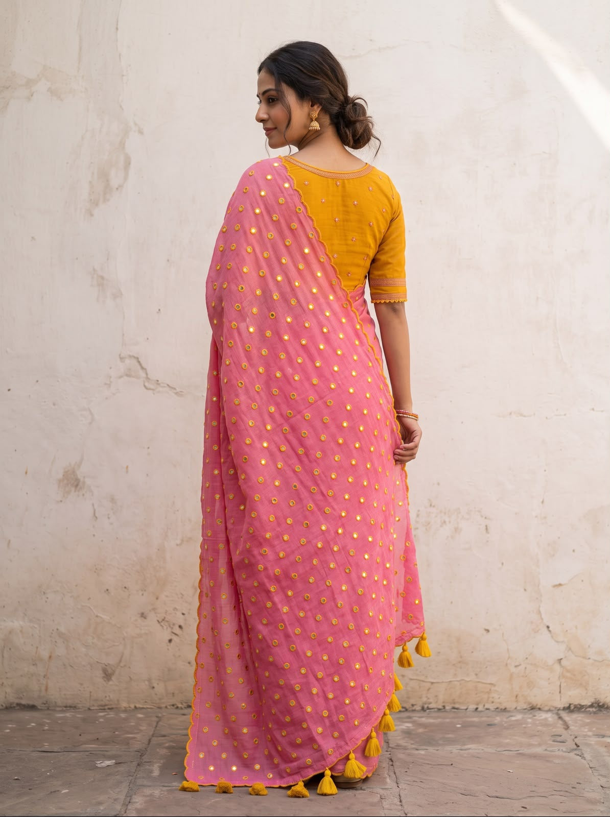 Pink Scallop Border Mirror Work Saree