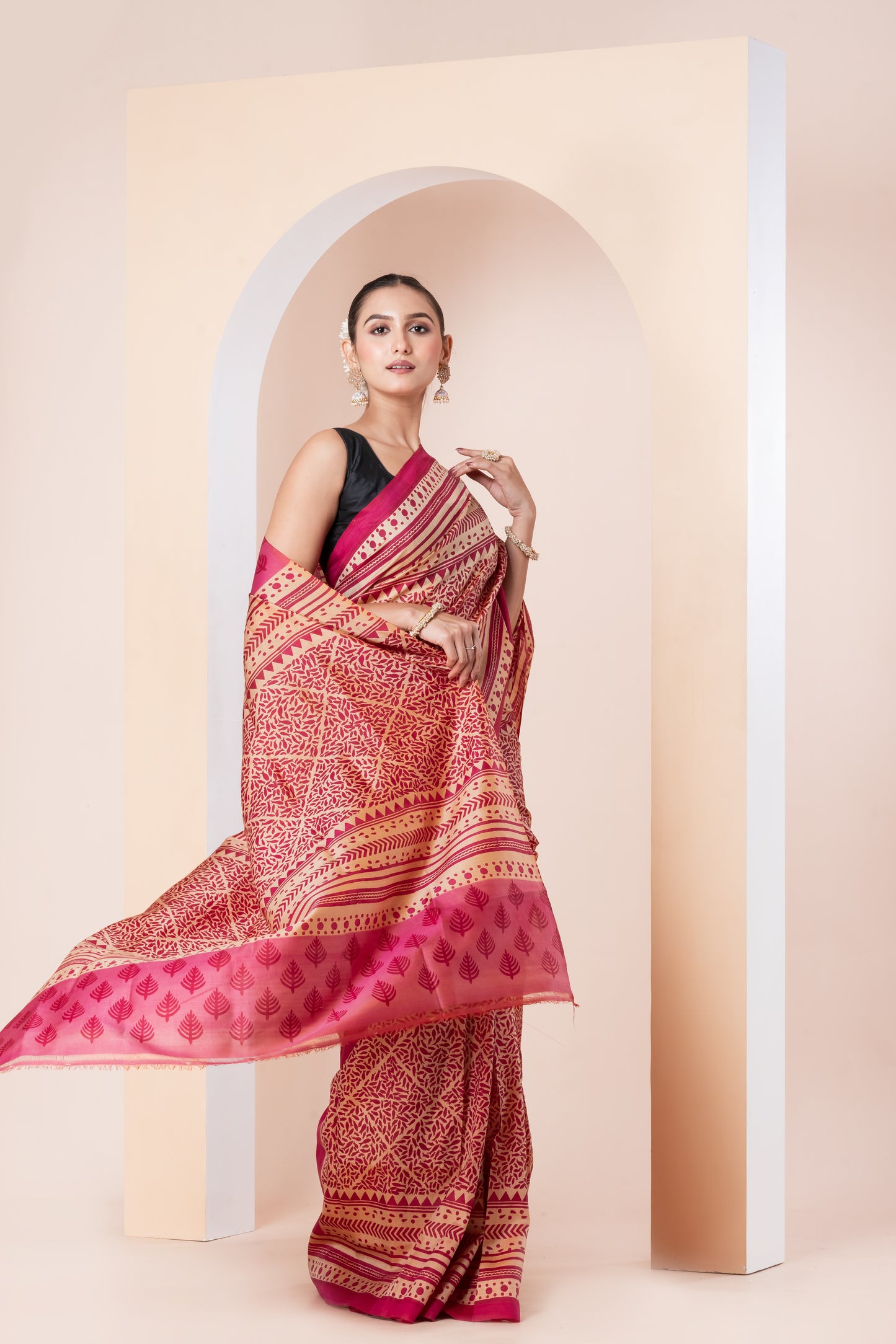 Pink n beige printed Pure silk