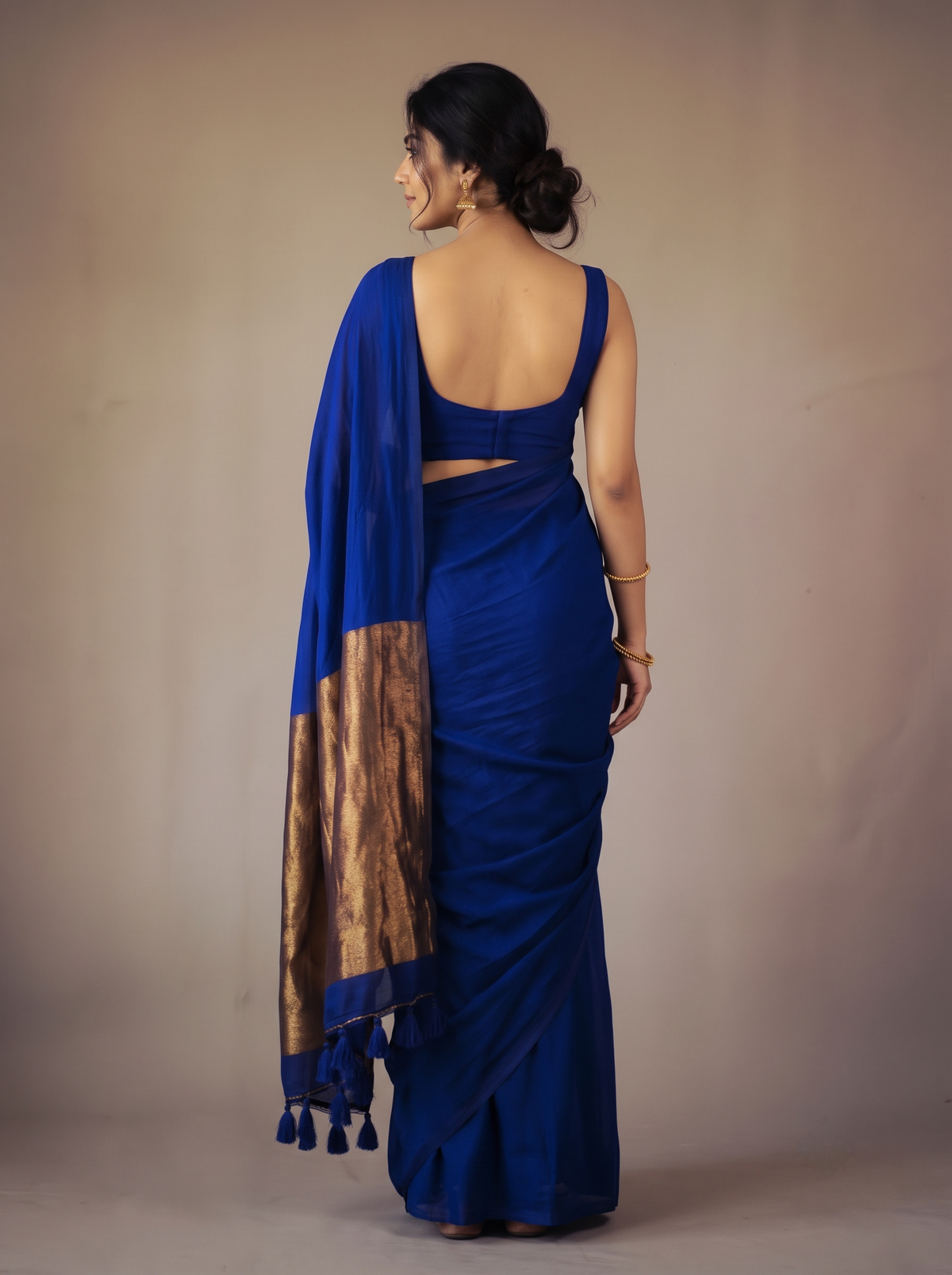 Classic Royal Blue Mul Modal Saree with Rich Zari Pallu