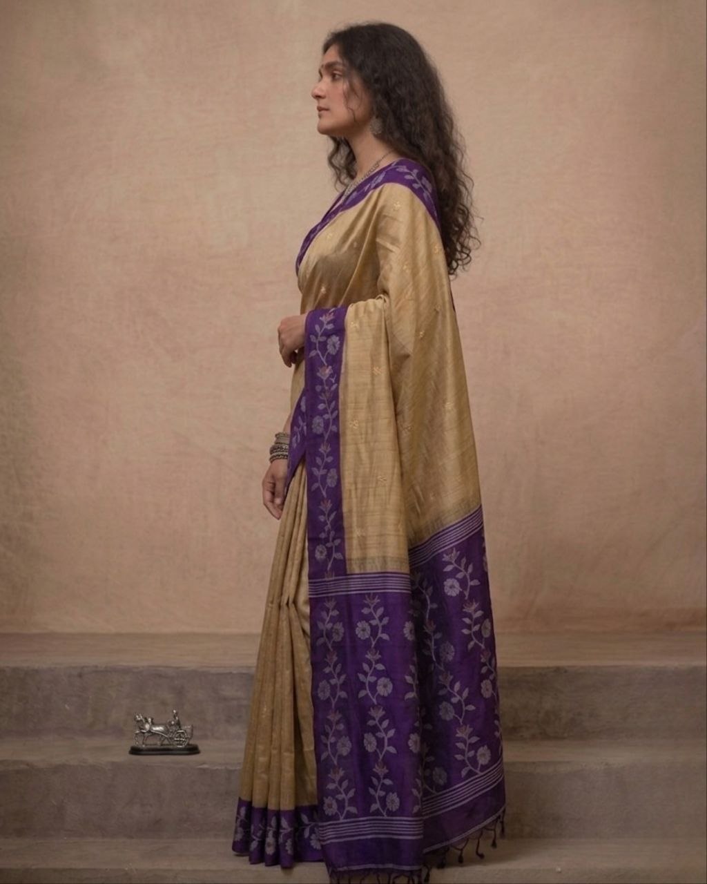 Beige and purple tussar Jamdani saree