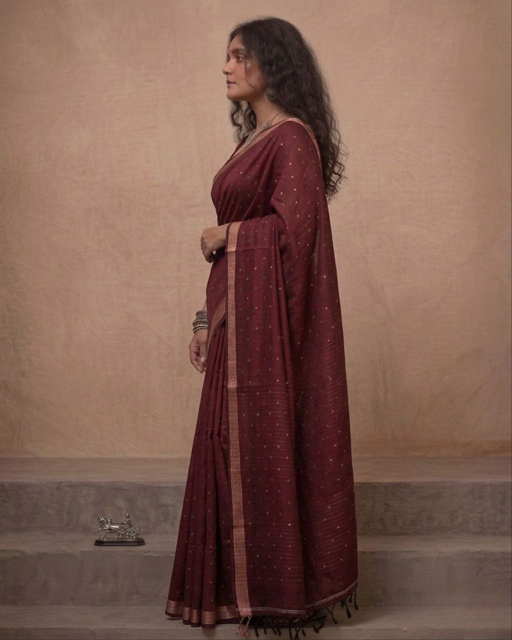 Deep maroon organic linen jamdani saree