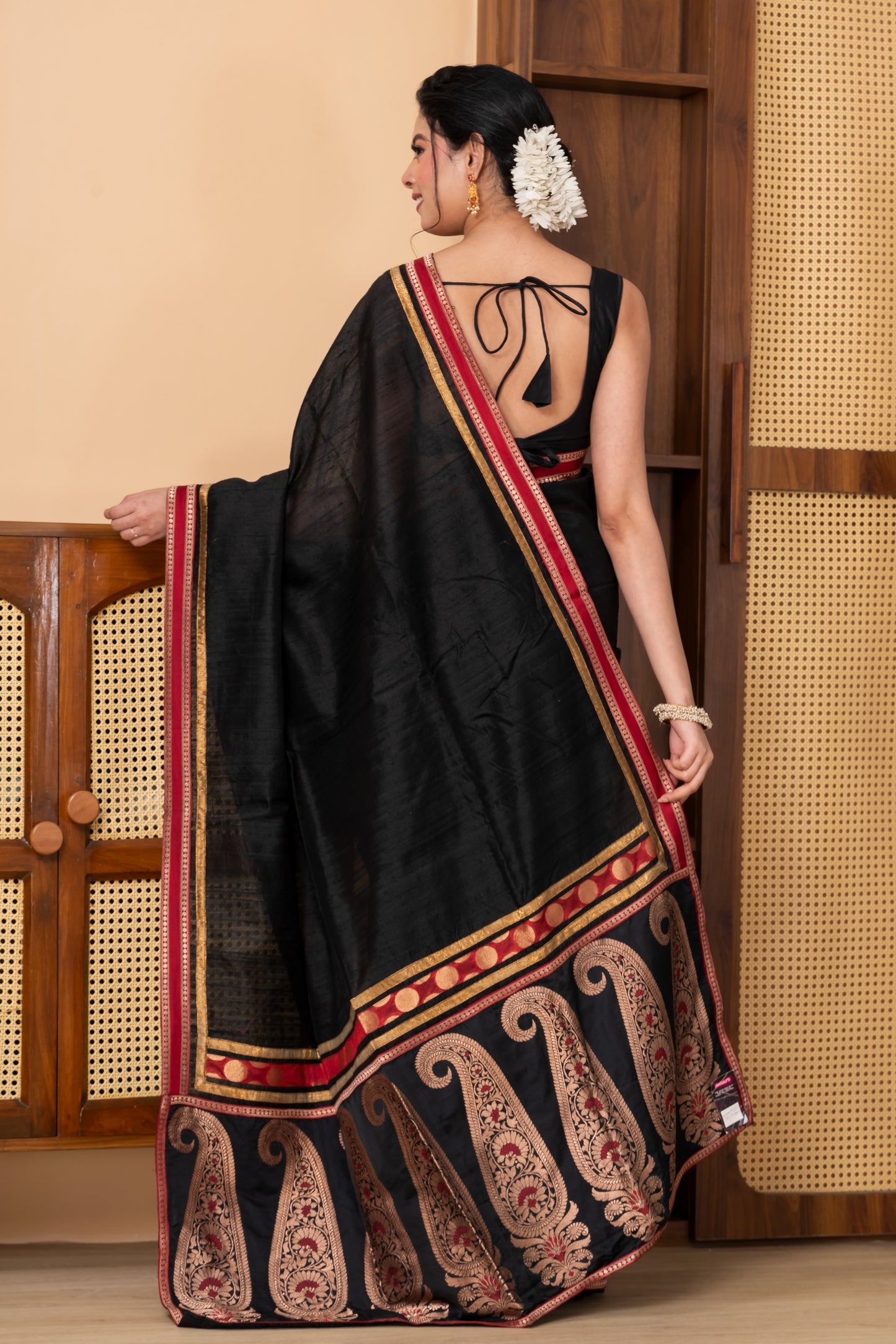 Black Pure Ghicha Silk
