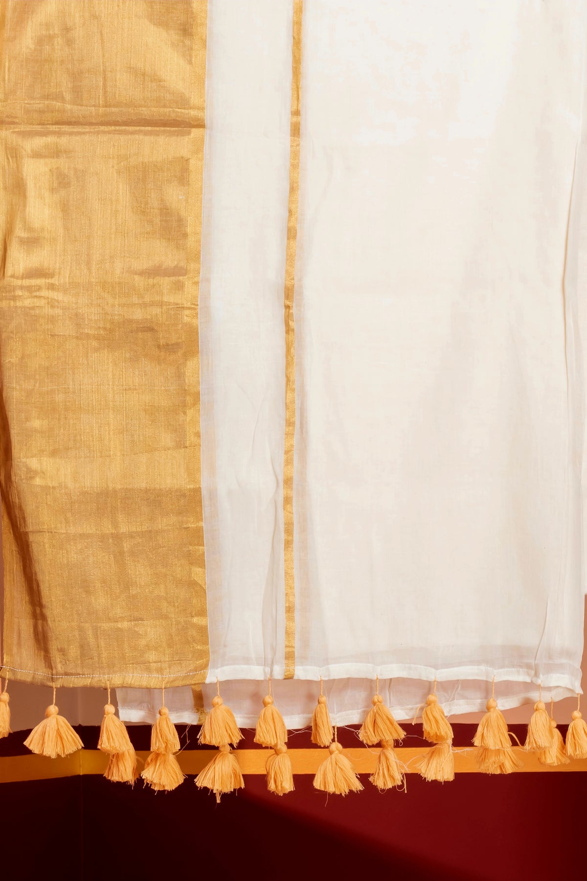 Traditional Kerala Kasavu Handloom Saree with Gold Zari Border