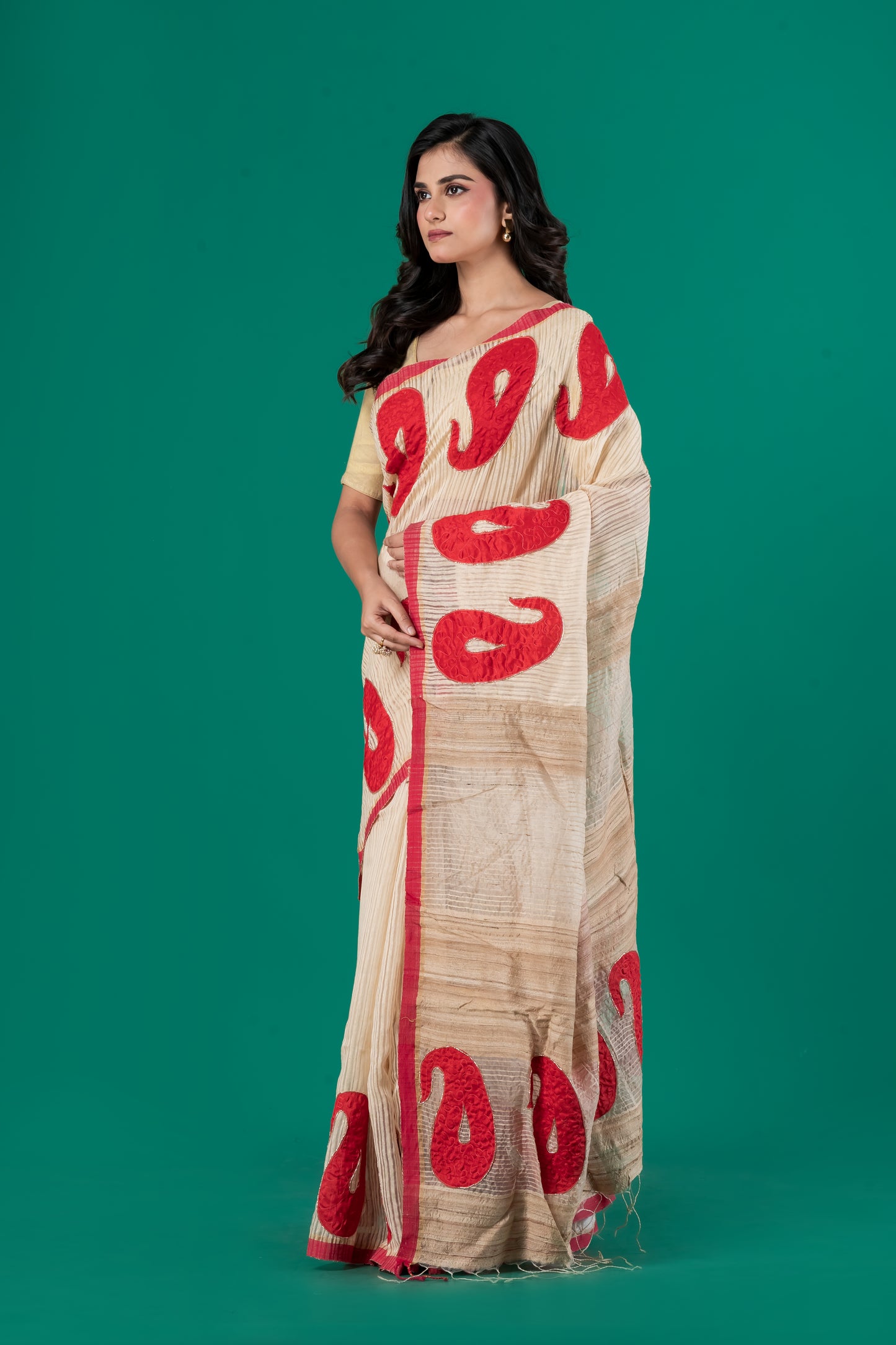 Embroidered gheecha red & white saree