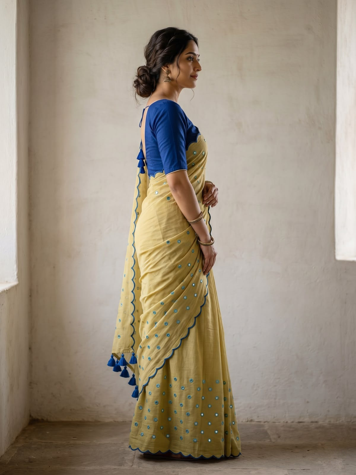 Mehendi green scallop Border Mirror Work Saree