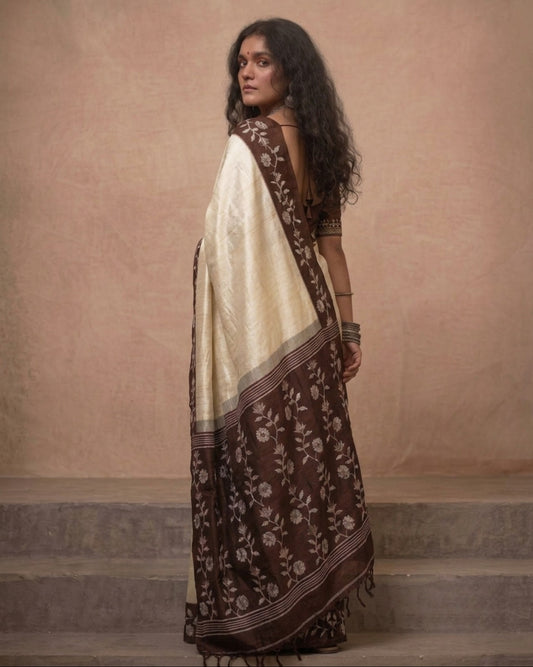 Offwhite tussar brown border Jamdani saree