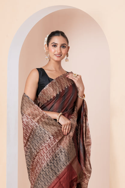 Zari Tussar silk saree- printed, brushing dyed