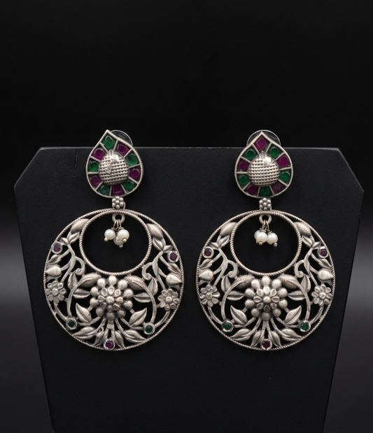 Handcrafted Silver Filigree Floral Pendant & Earring Set with Dual-Tone Dori