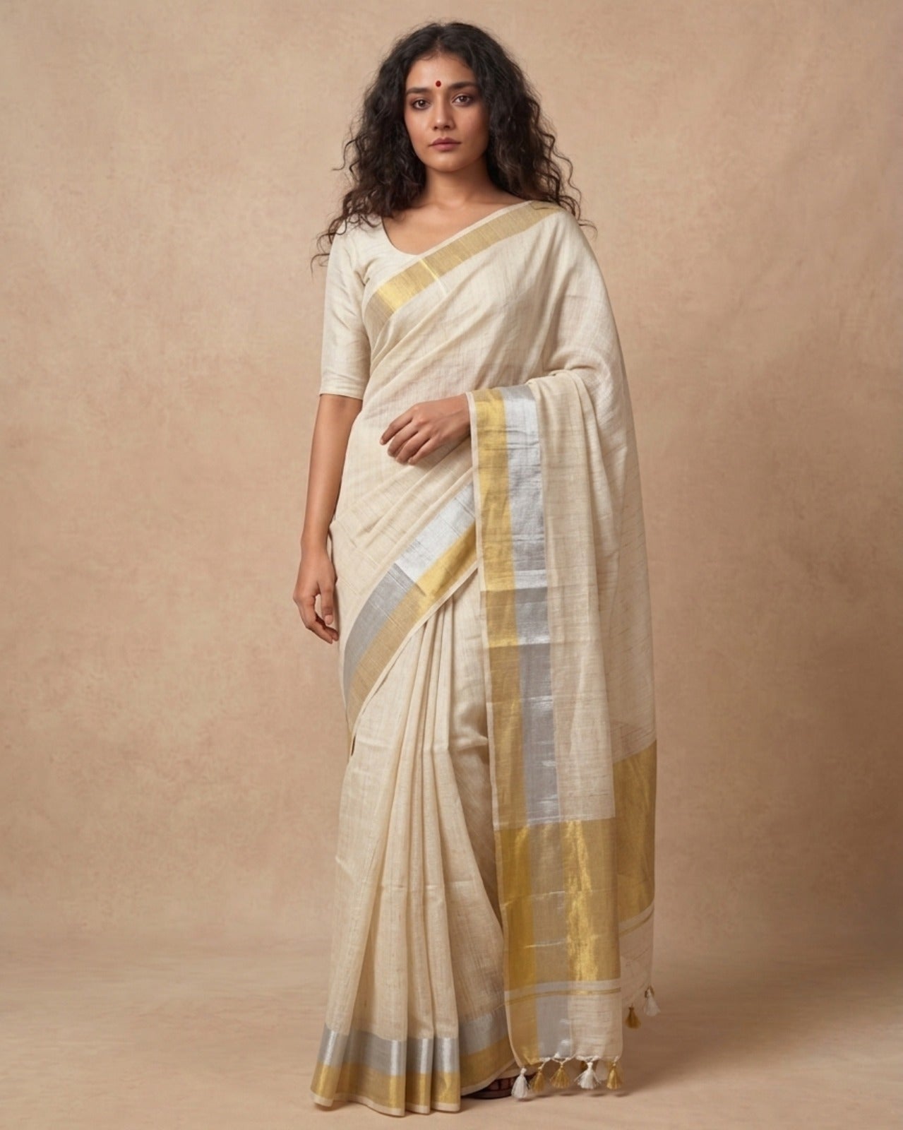 Offwhite sona chaandi zari border mulmul saree