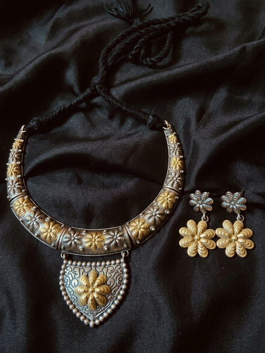 Vintage Dual-Tone Floral Hashuli Choker Necklace and Earring Set