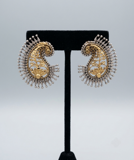Aam kalka dual tone earring in premium silver polish