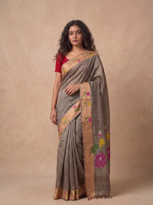 Beige tussar Jamdani saree
