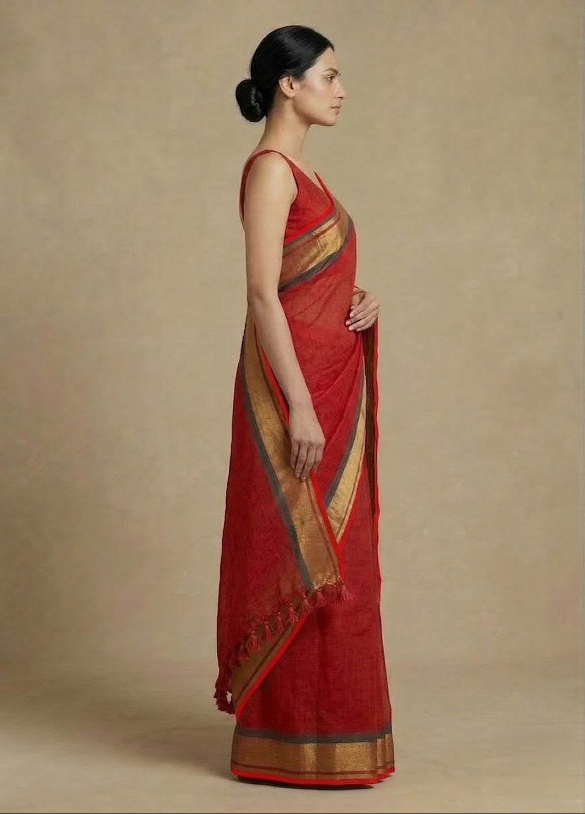 Red plain mulmul cotton saree