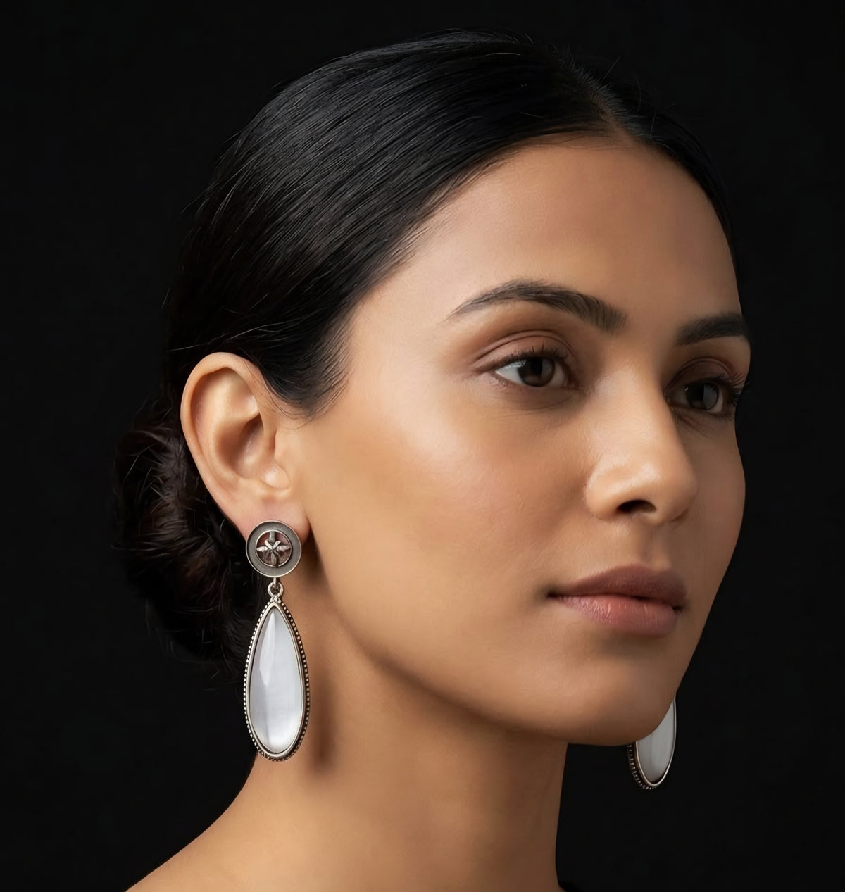 Moonlit drop earrings