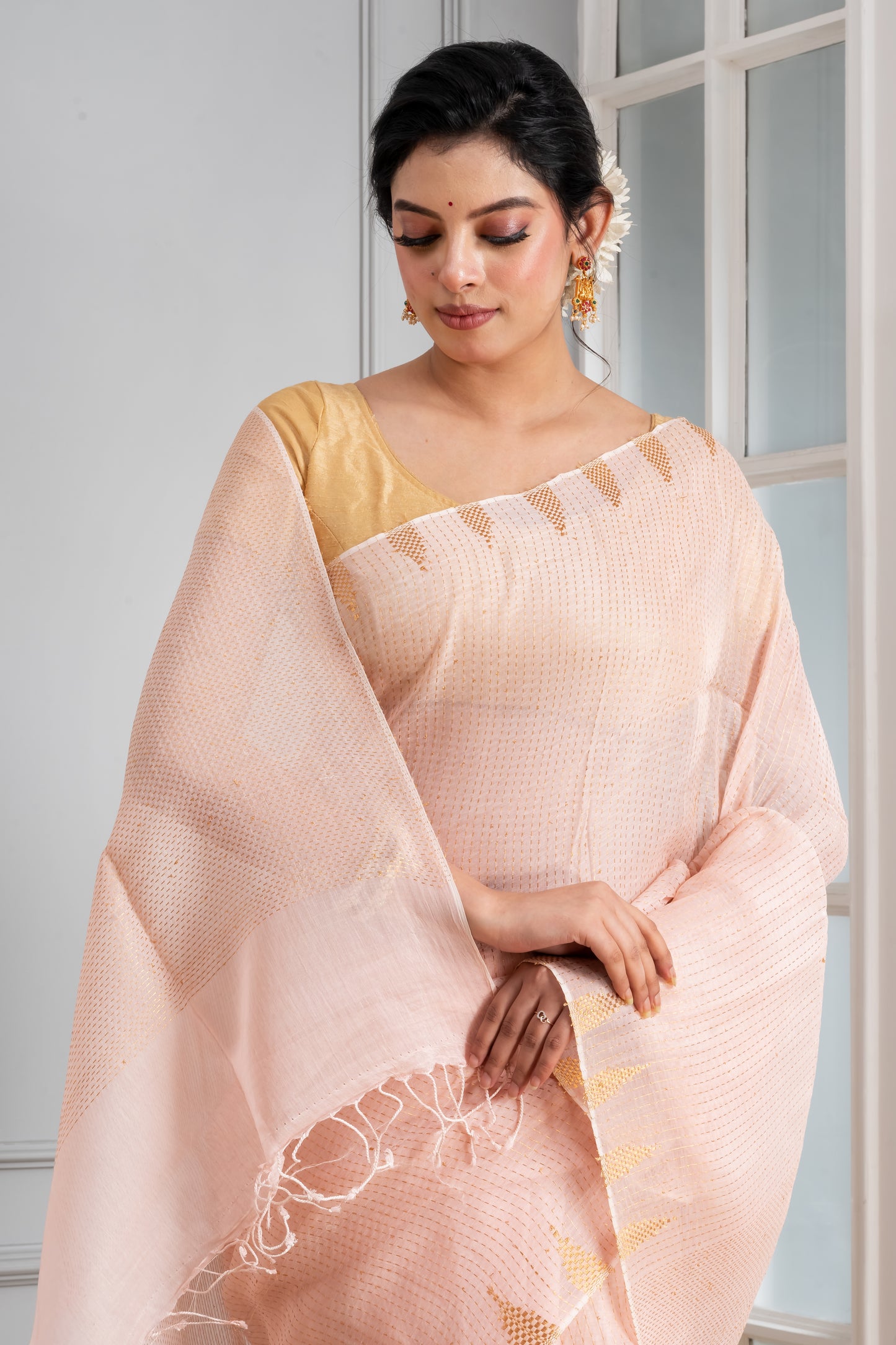 Light pink Temple Silk Linen Saree