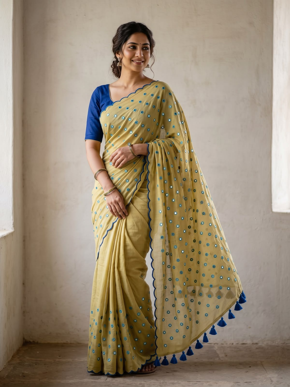 Mehendi green scallop Border Mirror Work Saree