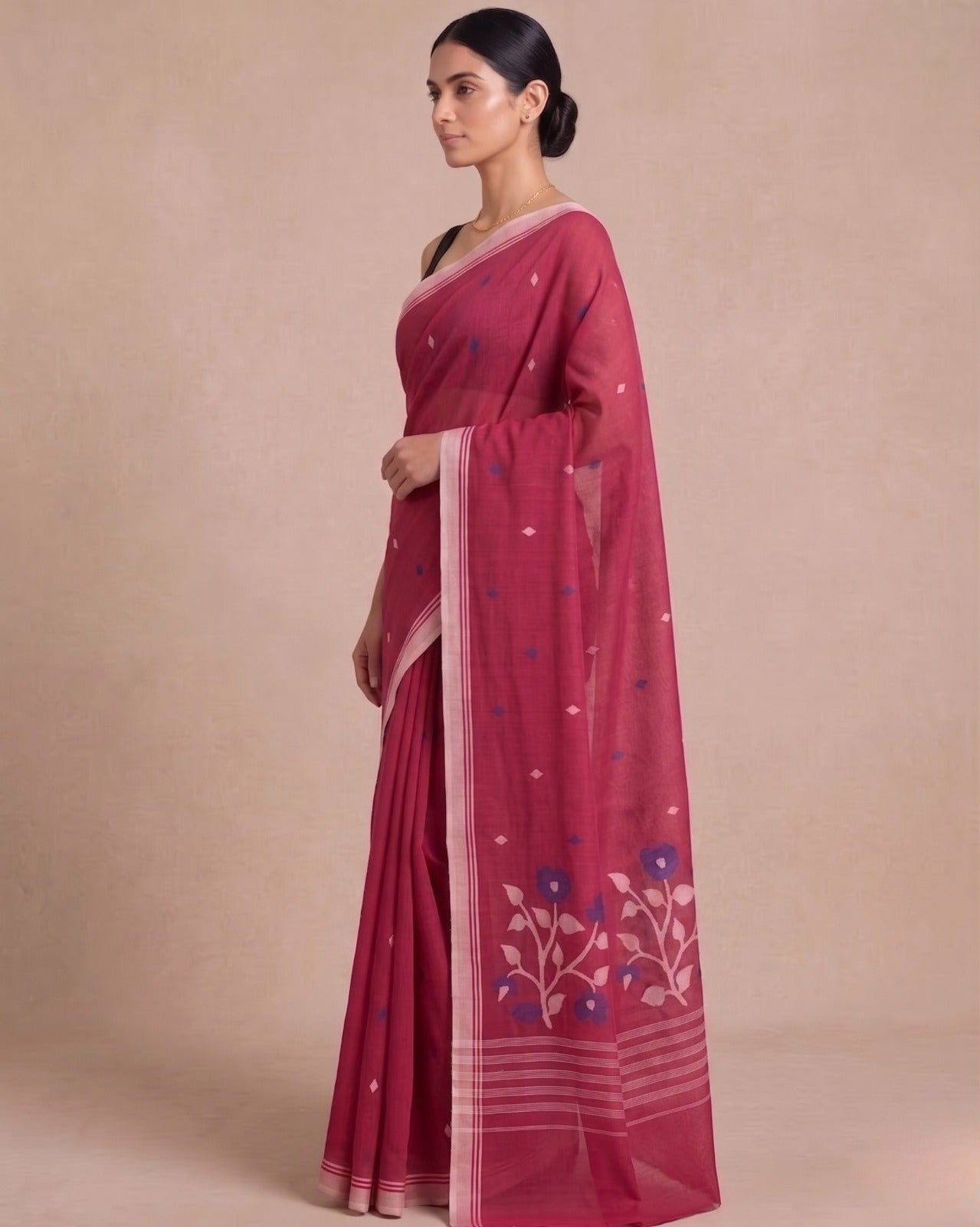 Red handloom cotton jamdani saree