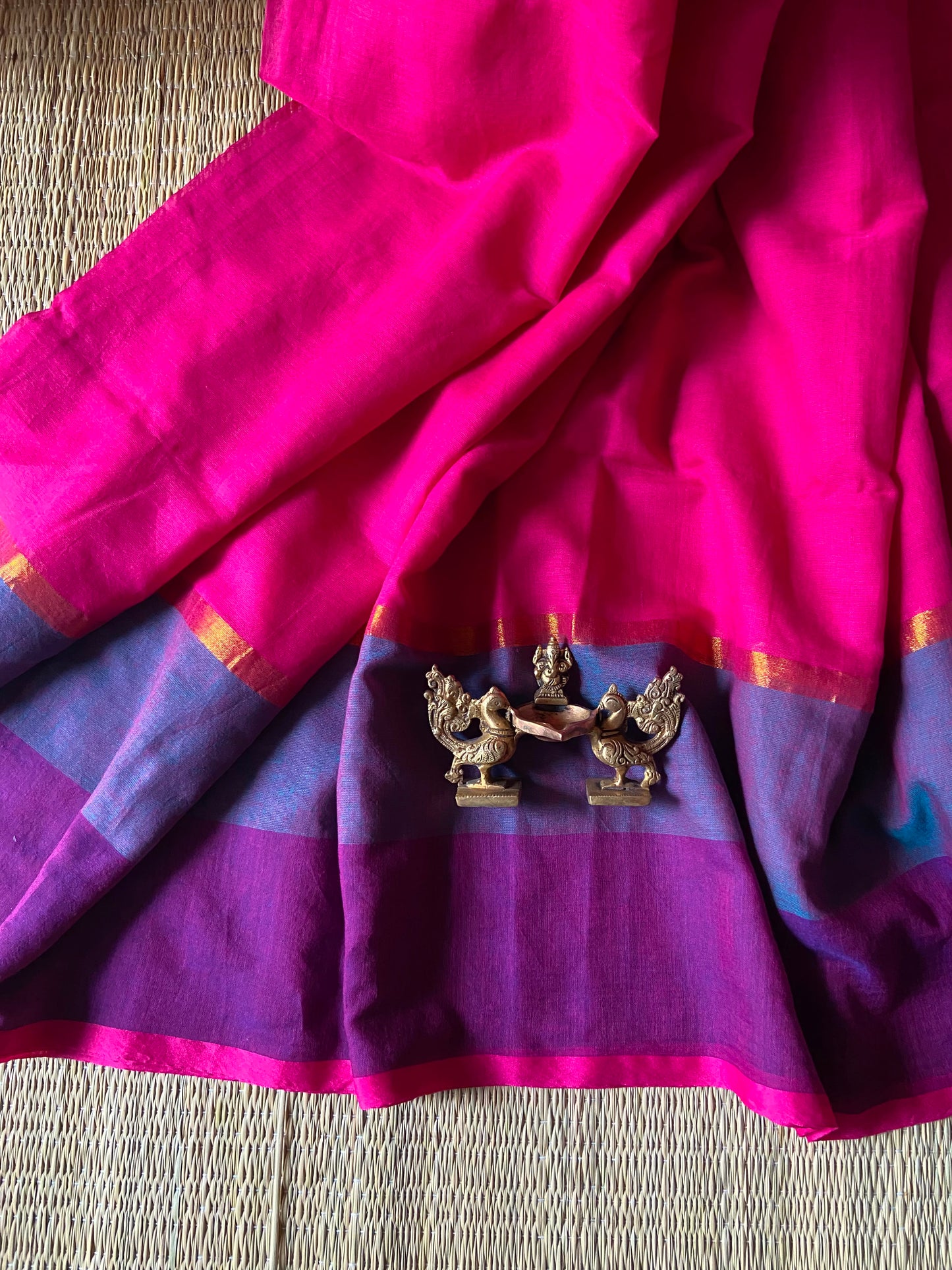 Dual border dark pink mulmul cotton saree